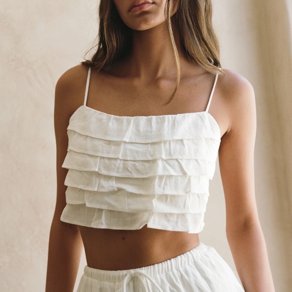 SABO linen white Ruffle Tiered Spaghetti-Strap Crop Top